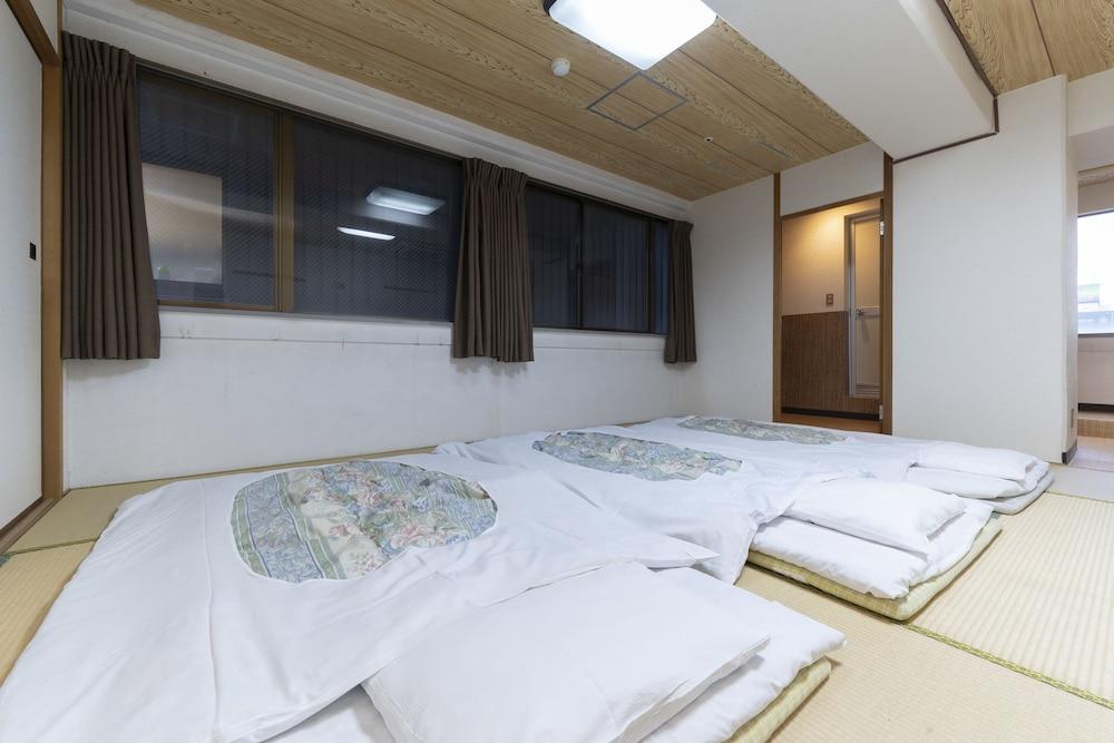 Hotel City Inn Wakayama Wakayama-Ekimae Екстер'єр фото